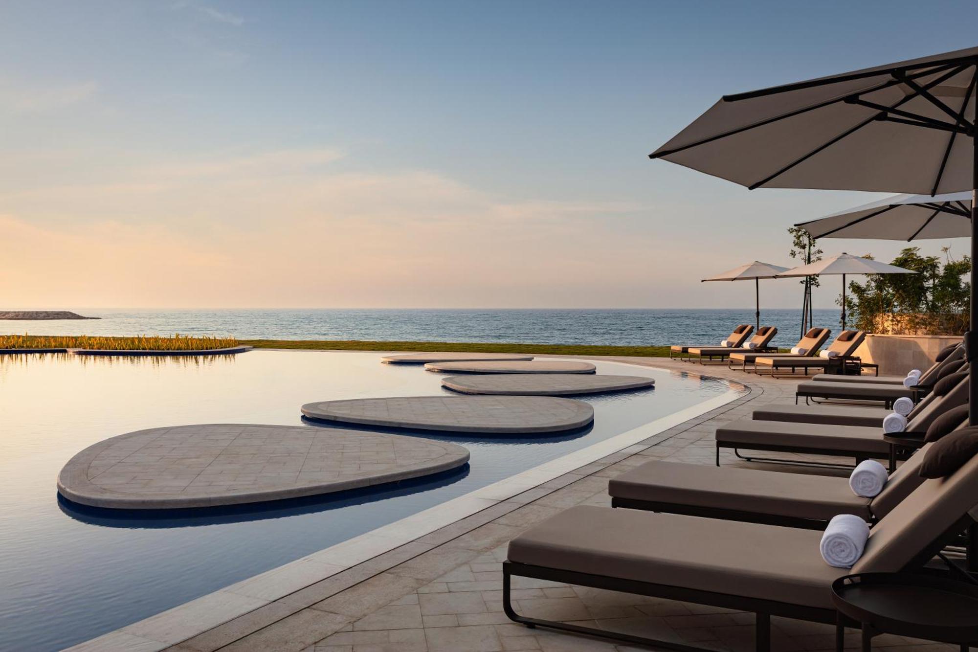 The St Regis Al Mouj Muscat Resort Exterior photo